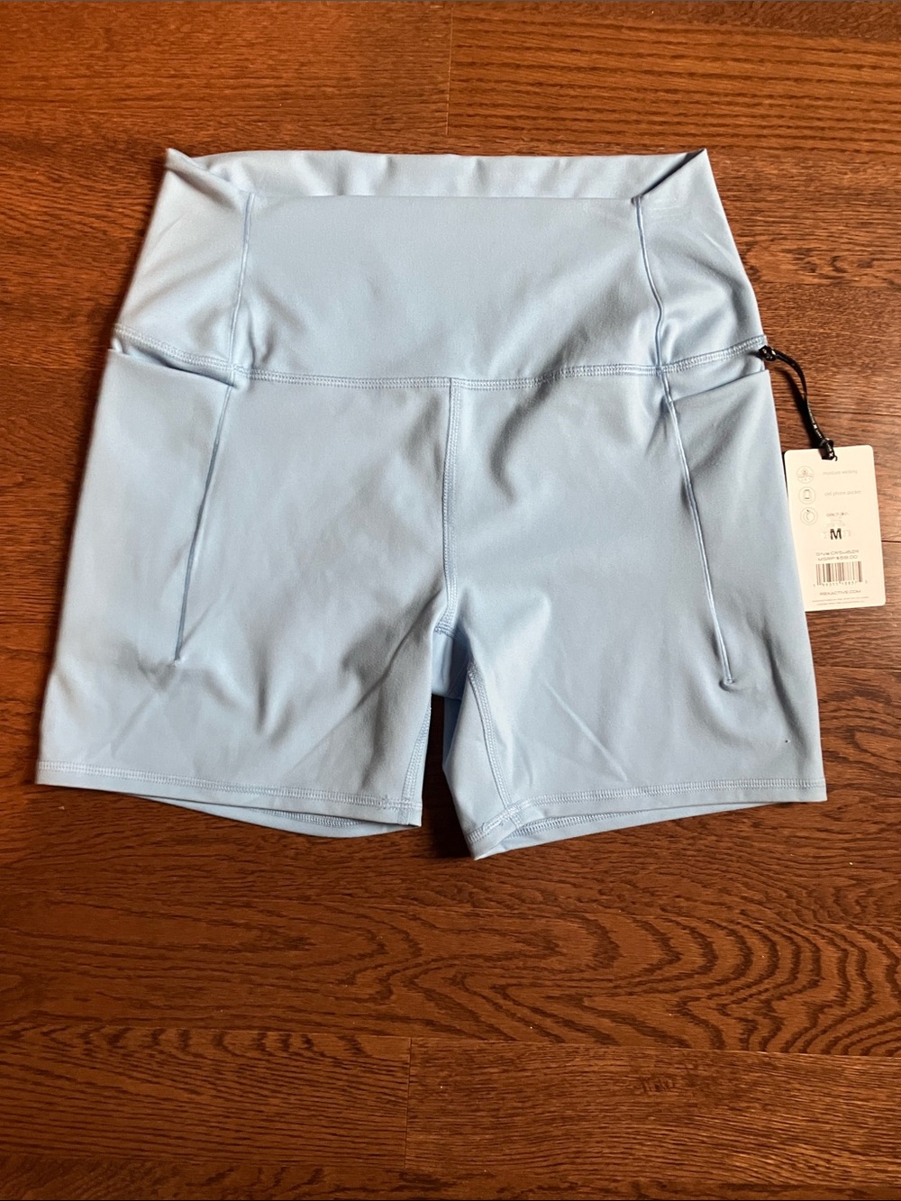 REEBOX High-Waist Light Blue Women’s Active Shortstop w. A FREE Burt  bee lip oi